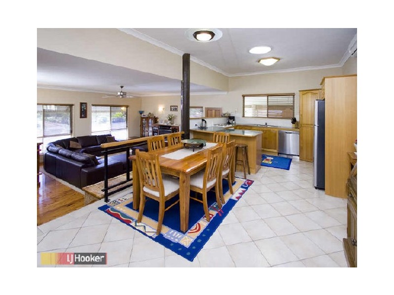 Eatons Hill QLD 4037