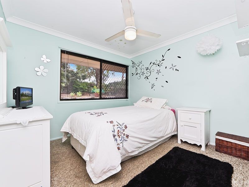 54 Bunya Park Drive, Eatons Hill QLD 4037