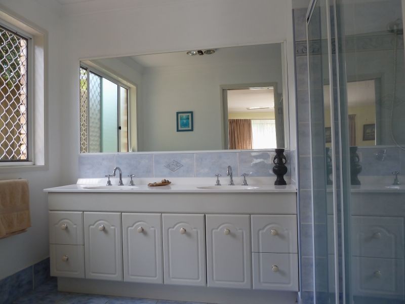 3 Fairhaven Place, Albany Creek QLD 4035