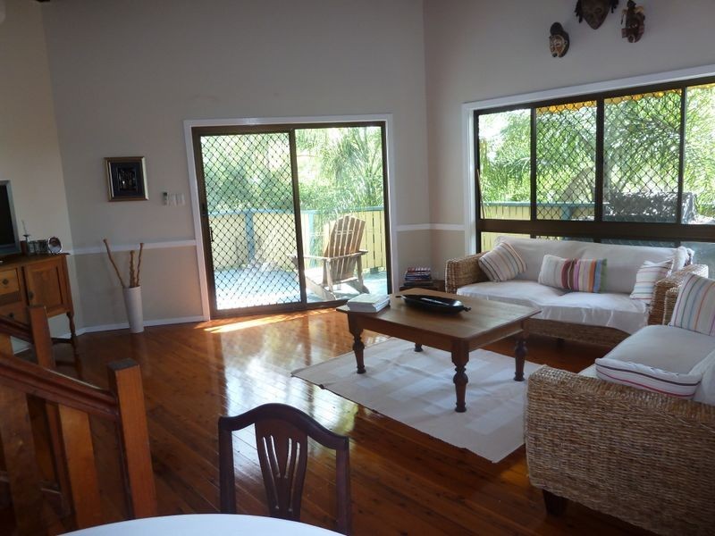 11 Atlas Court, Eatons Hill QLD 4037