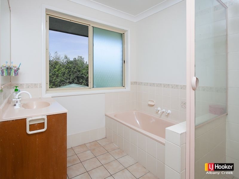 11 Bunya Park Court, Eatons Hill QLD 4037