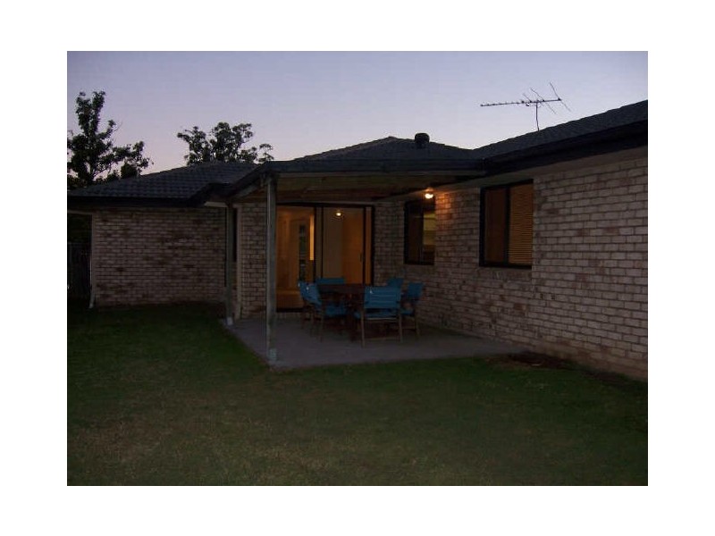 147 Kirralee Crescent, Upper Kedron QLD 4055