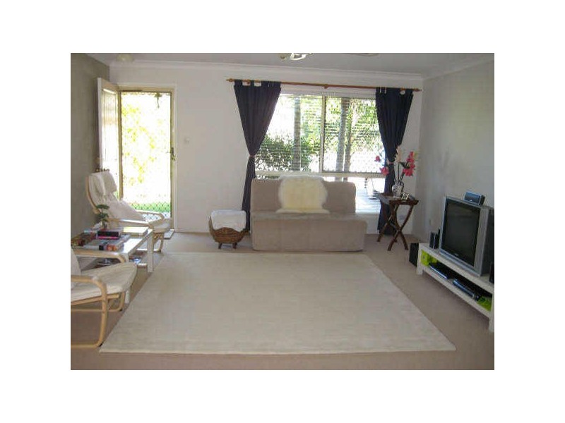 14 Tonnere Court, Eatons Hill QLD 4037