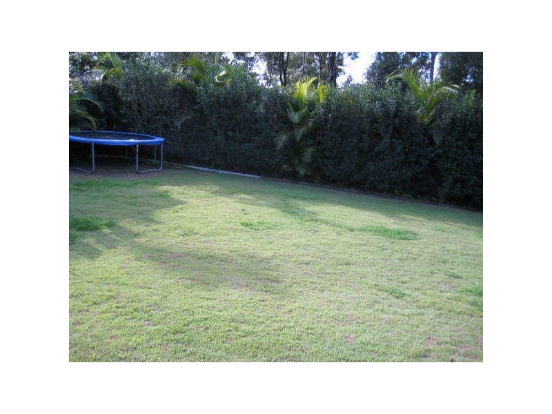 14 Tonnere Court, Eatons Hill QLD 4037