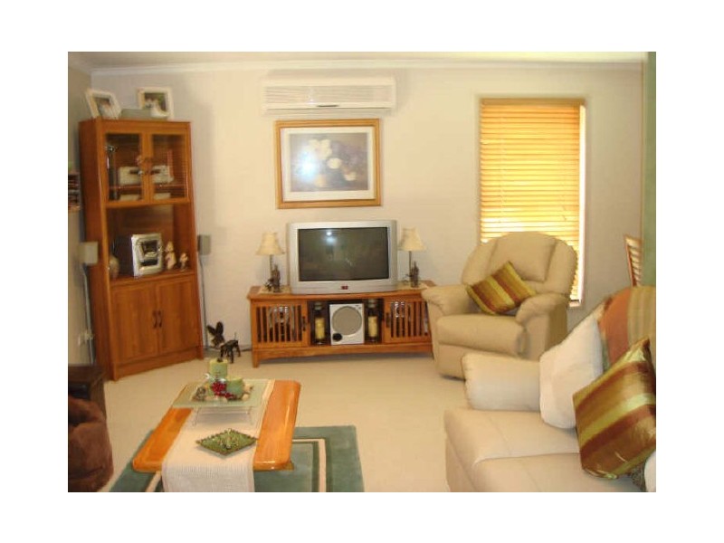 3 Elwood Court, Eatons Hill QLD 4037