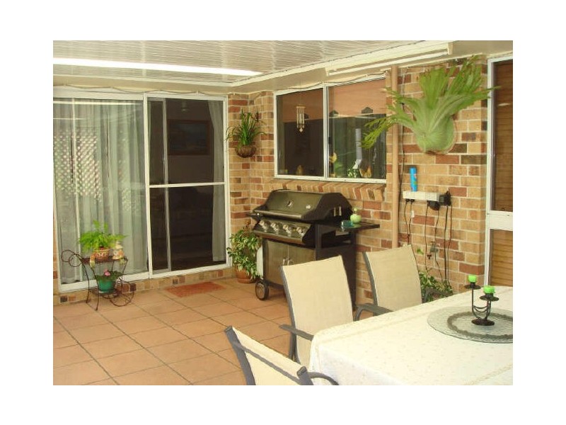 3 Elwood Court, Eatons Hill QLD 4037