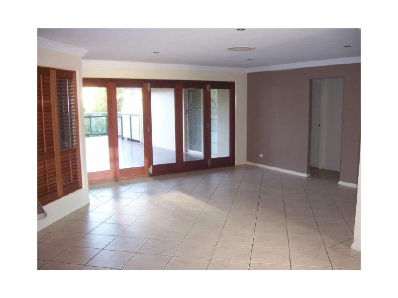 9 Bauple Street, Albany Creek QLD 4035