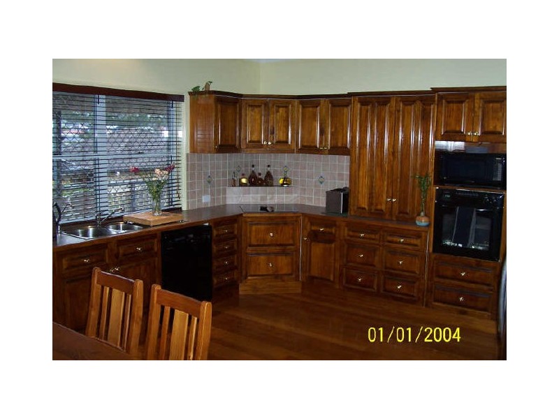 26 Glendore Court, Eatons Hill QLD 4037