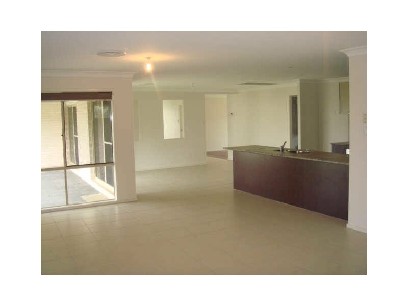 18 Aretha Lane, Narangba QLD 4504