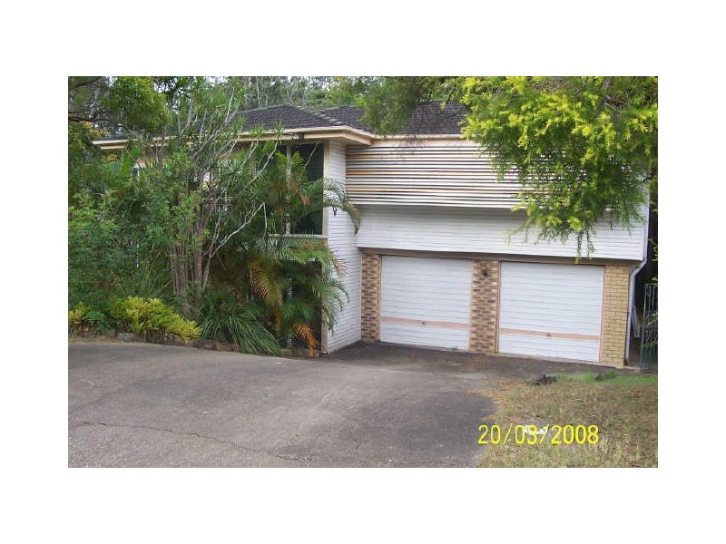 64 Folkstone Ave, Albany Creek QLD 4035