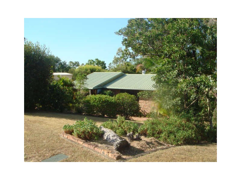 9 Edwards Drive, Albany Creek QLD 4035