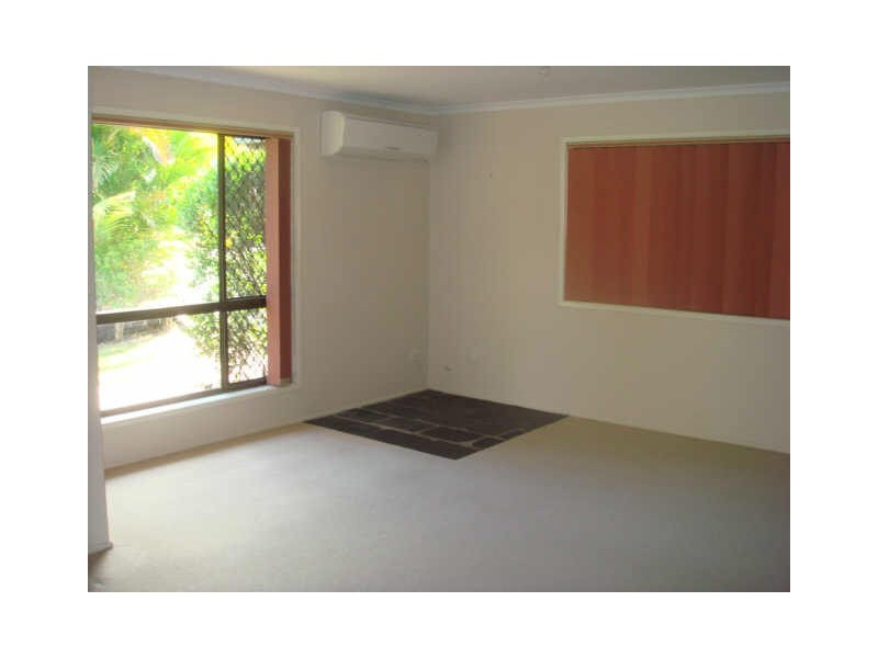 9 Edwards Drive, Albany Creek QLD 4035