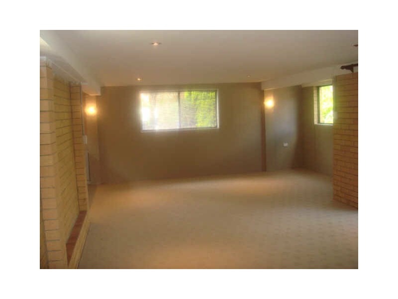 6 Crescent Court, Albany Creek QLD 4035