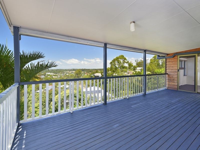 7 Nestor Court, Eatons Hill QLD 4037
