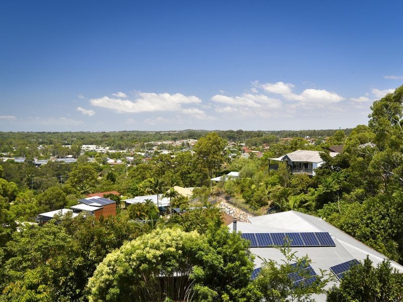 7 Nestor Court, Eatons Hill QLD 4037