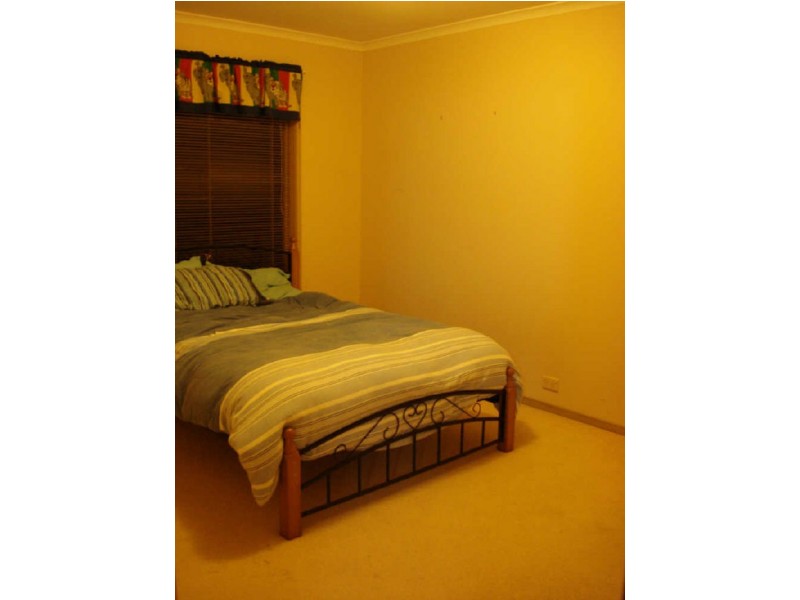 9 Elwood Court, Eatons Hill QLD 4037