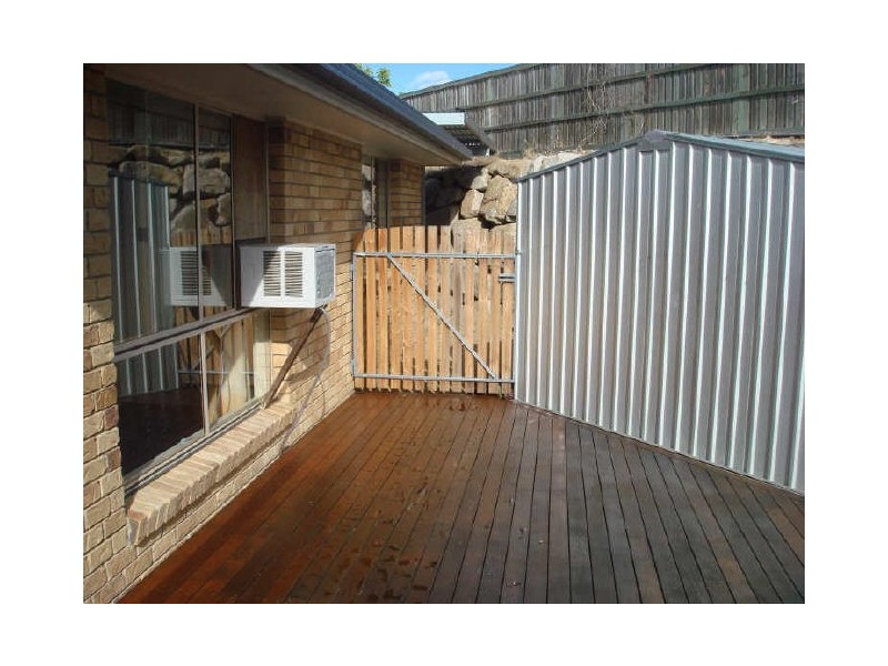 Arana Hills QLD 4054