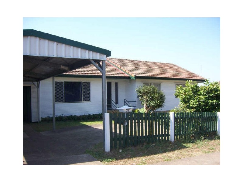 99 Graham Road, Carseldine QLD 4034