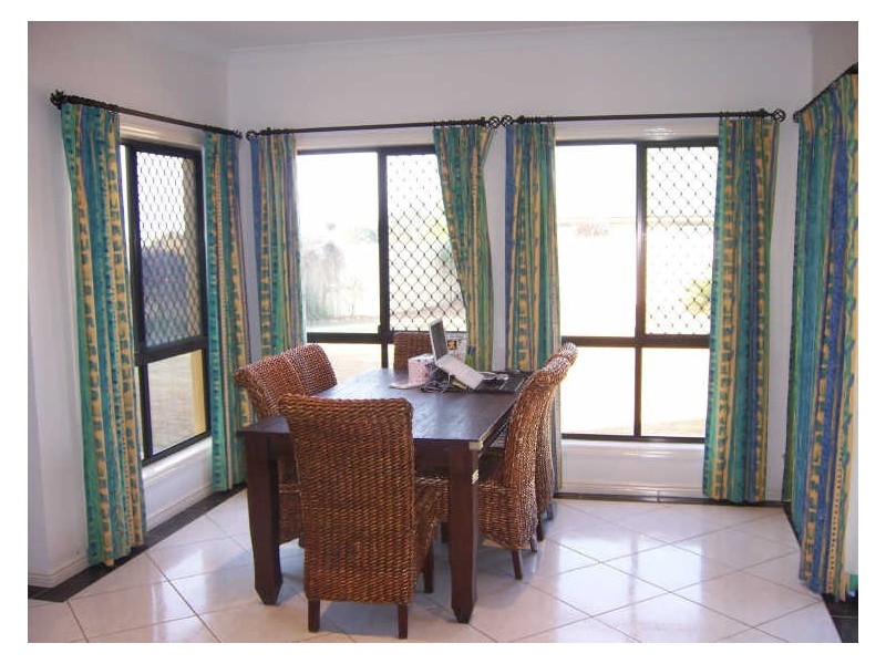 28 Lancewood Drive, Albany Creek QLD 4035