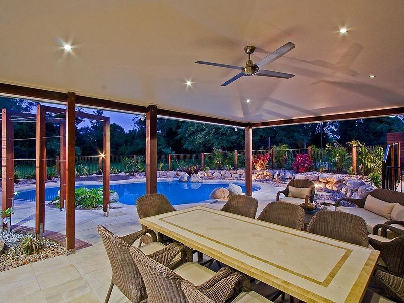 9 Bunya Pine Drive, Eatons Hill QLD 4037