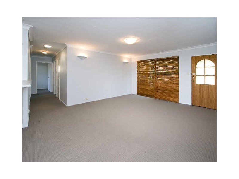 11 Caradon Street, Albany Creek QLD 4035