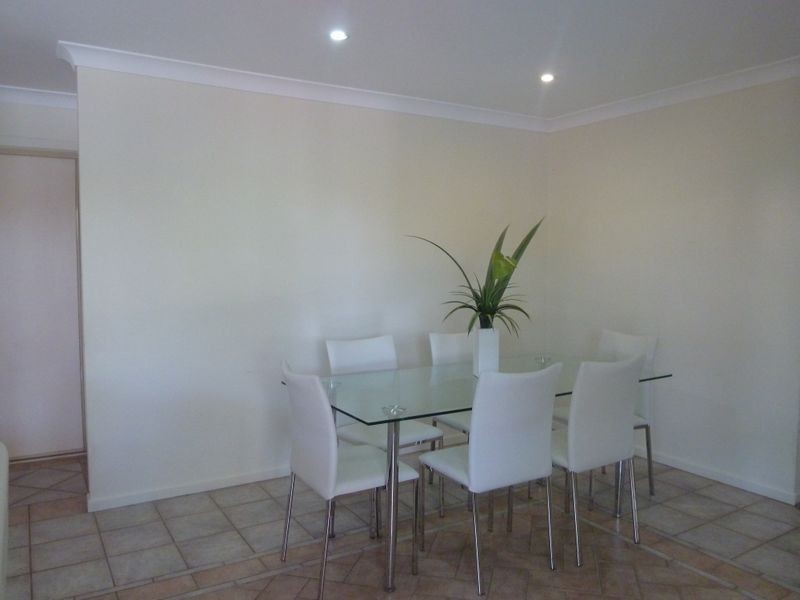 10 Cosmos Place, Bridgeman Downs QLD 4035