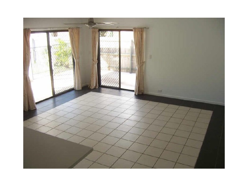 5 Coolabah Crescent, Bridgeman Downs QLD 4035