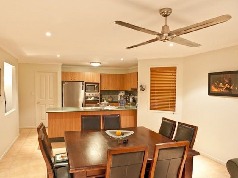 27 Hayward Avenue, Cashmere QLD 4500