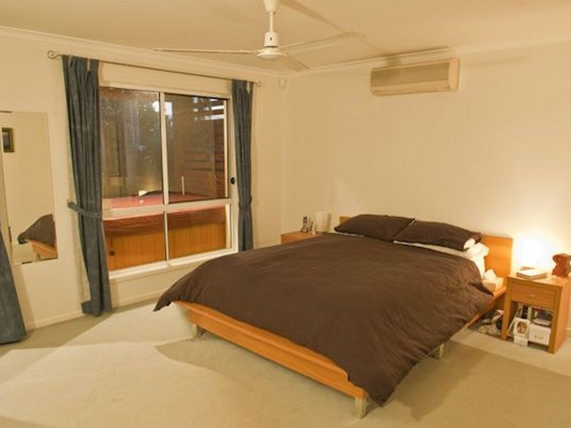 27 Hayward Avenue, Cashmere QLD 4500