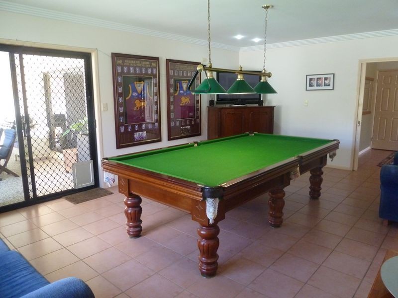 1 Holly Court, Albany Creek QLD 4035