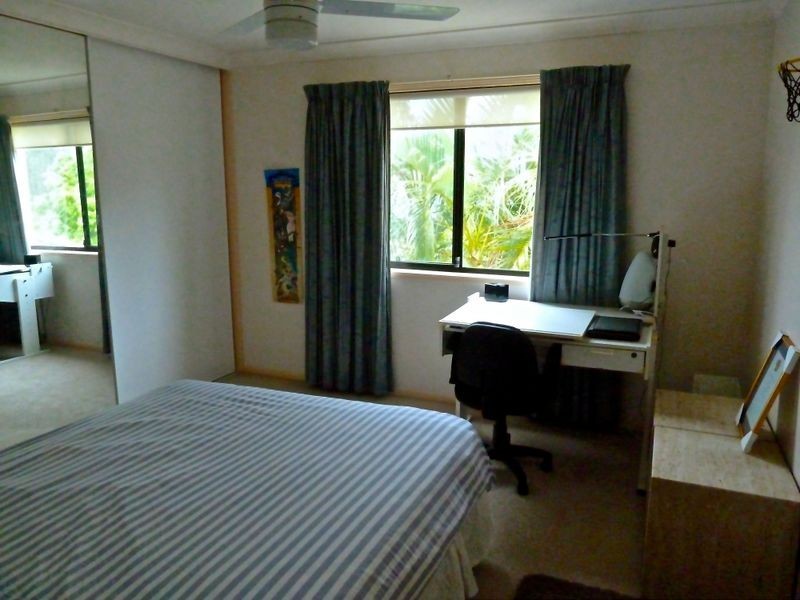 1 Holly Court, Albany Creek QLD 4035