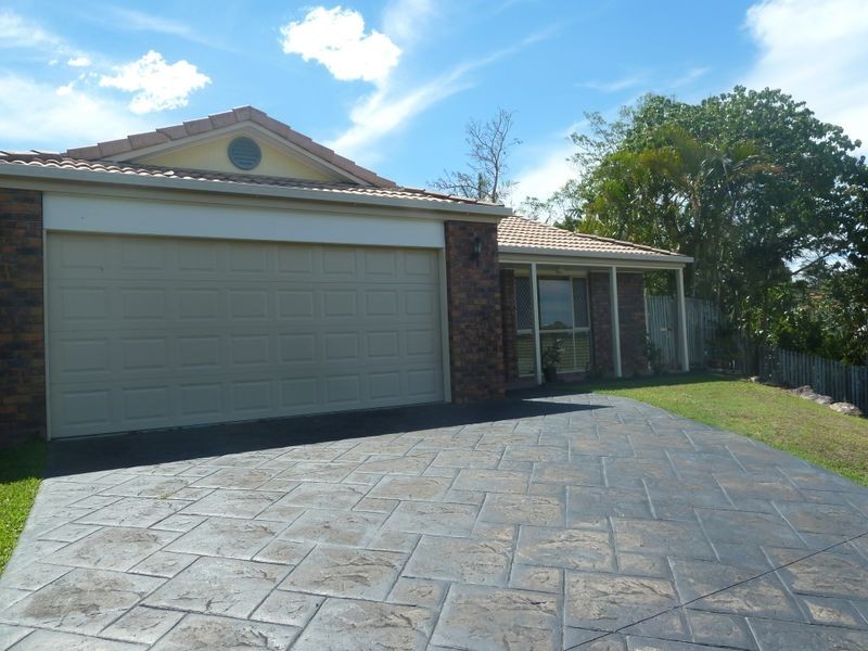 46 Marina Court, Eatons Hill QLD 4037