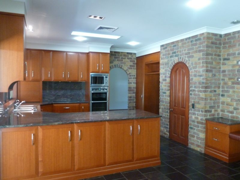 62 Eatons Crossing Road, Eatons Hill QLD 4037