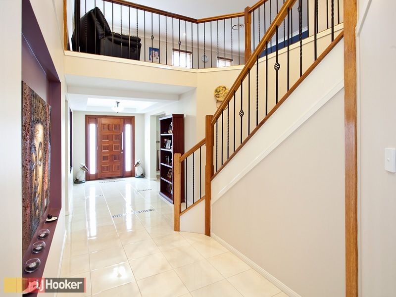 21 Alberic Court, Eatons Hill QLD 4037