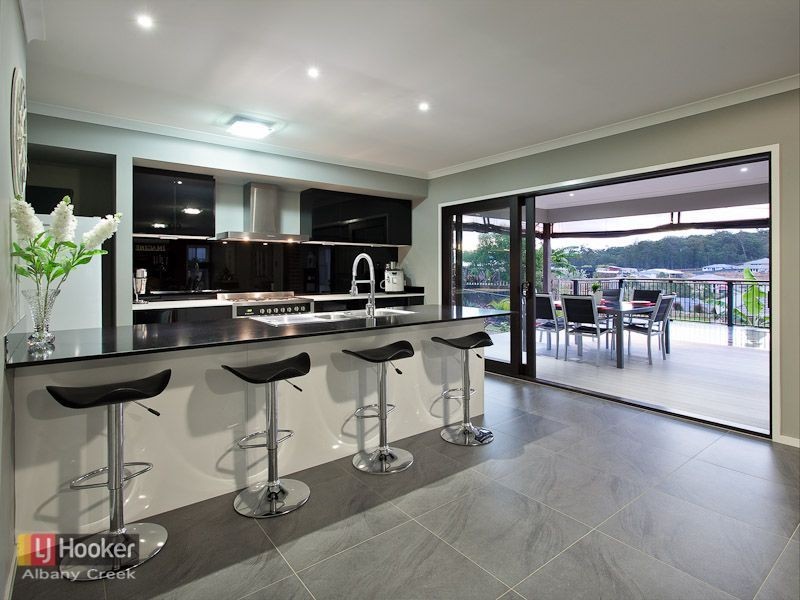102 Corvus Drive, Cashmere QLD 4500