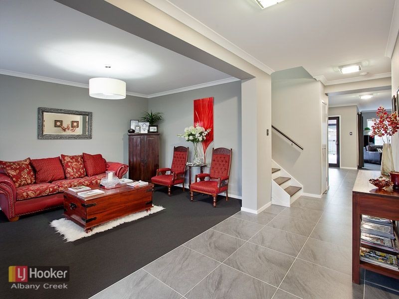 102 Corvus Drive, Cashmere QLD 4500