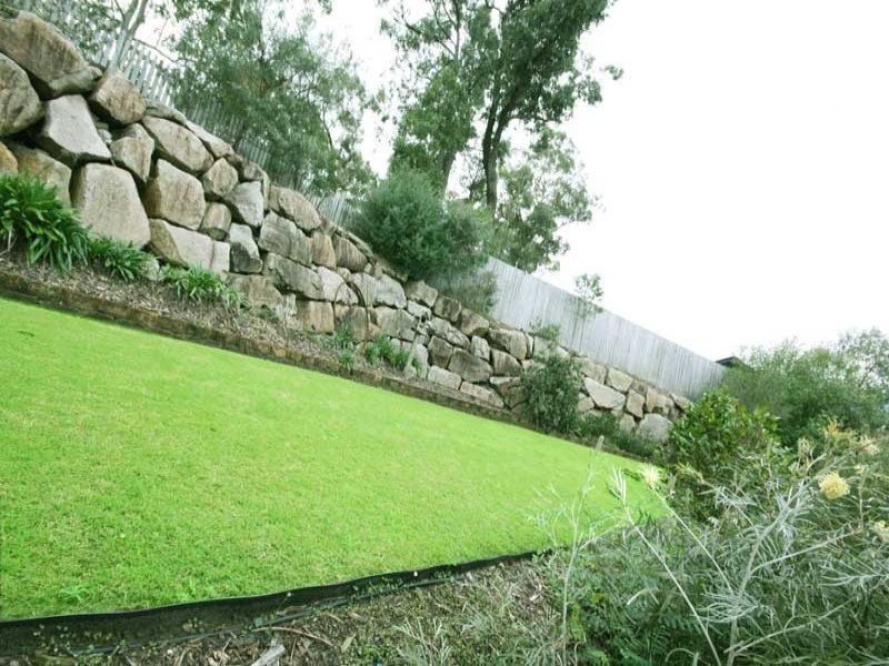 5 Fee Place, Eatons Hill QLD 4037