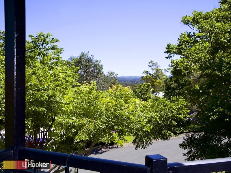 9 Romulus Court, Eatons Hill QLD 4037