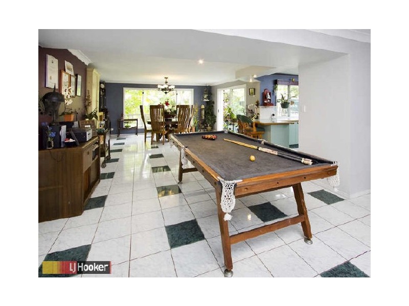 Eatons Hill QLD 4037