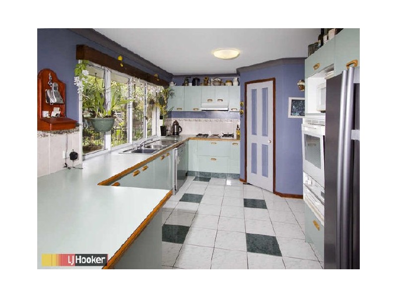 Eatons Hill QLD 4037