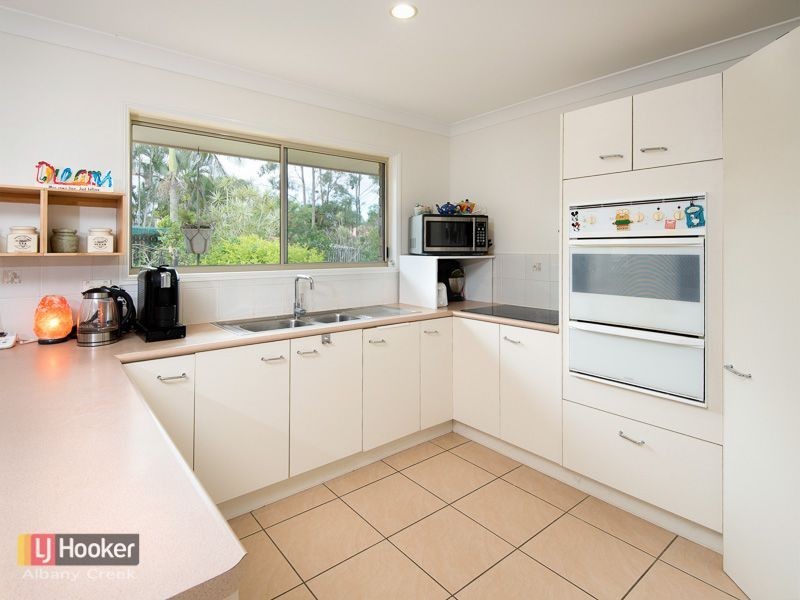 11 Atoll Crescent, Eatons Hill QLD 4037