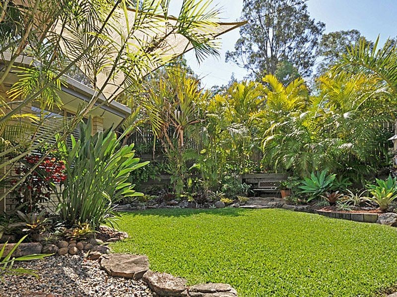 7 Starina Court, Eatons Hill QLD 4037