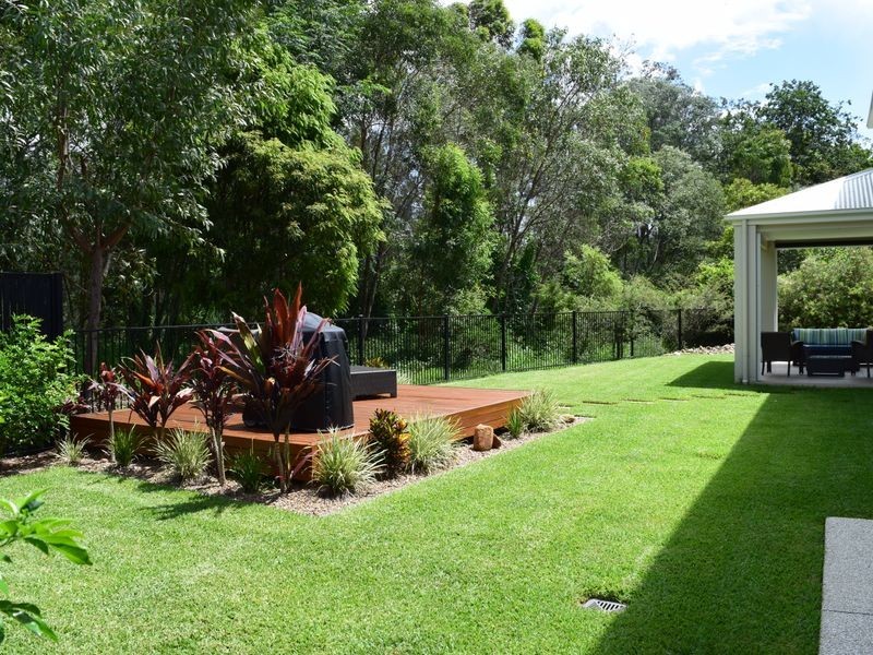 16 Confluence Court, Eatons Hill QLD 4037
