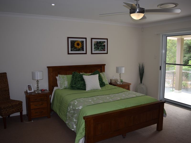 7 Confluence Court, Eatons Hill QLD 4037