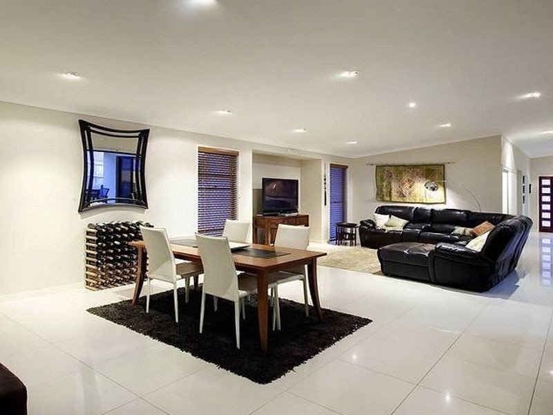 12 Bella Street, Cashmere QLD 4500