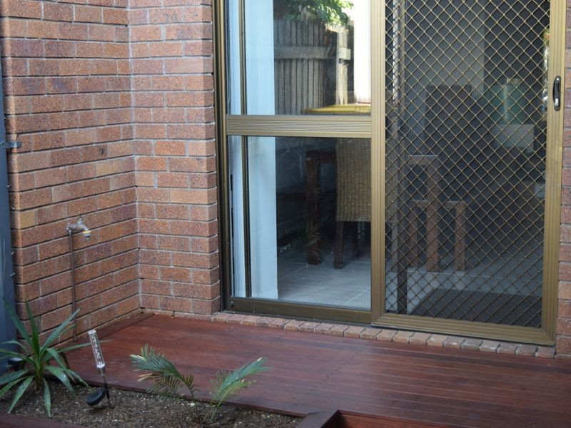 2/11 Balcara Avenue, Carseldine QLD 4034