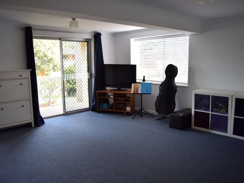 27 Gleason Street, Mcdowall QLD 4053
