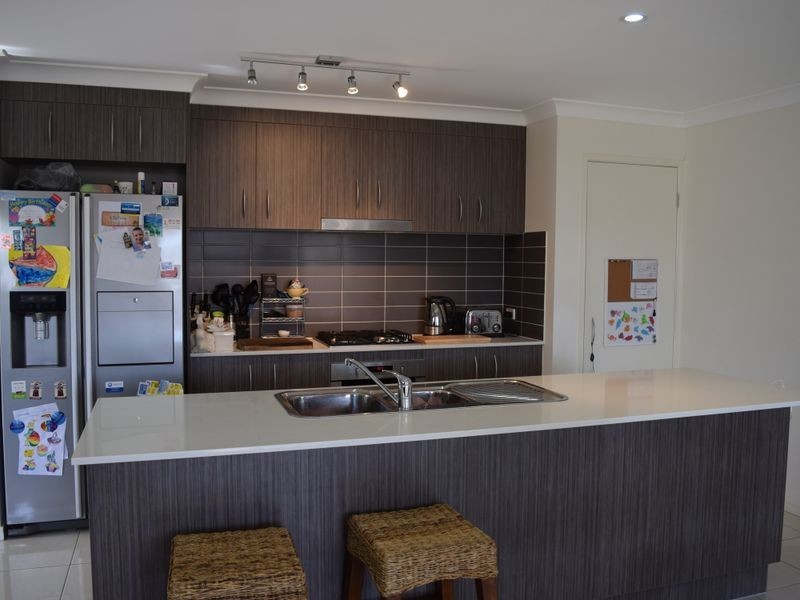 11 Moreton Street, Fitzgibbon QLD 4018