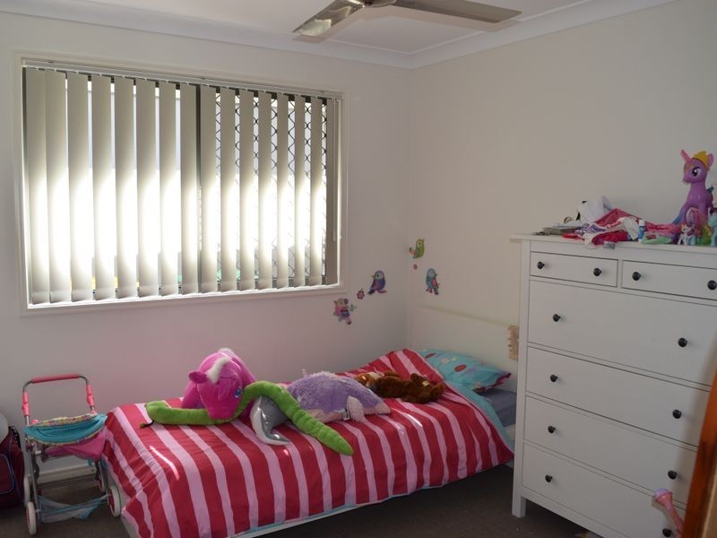 11 Moreton Street, Fitzgibbon QLD 4018
