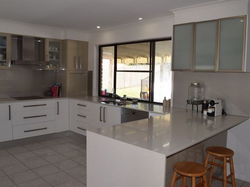 26 Gleneagles Crescent, Albany Creek QLD 4035